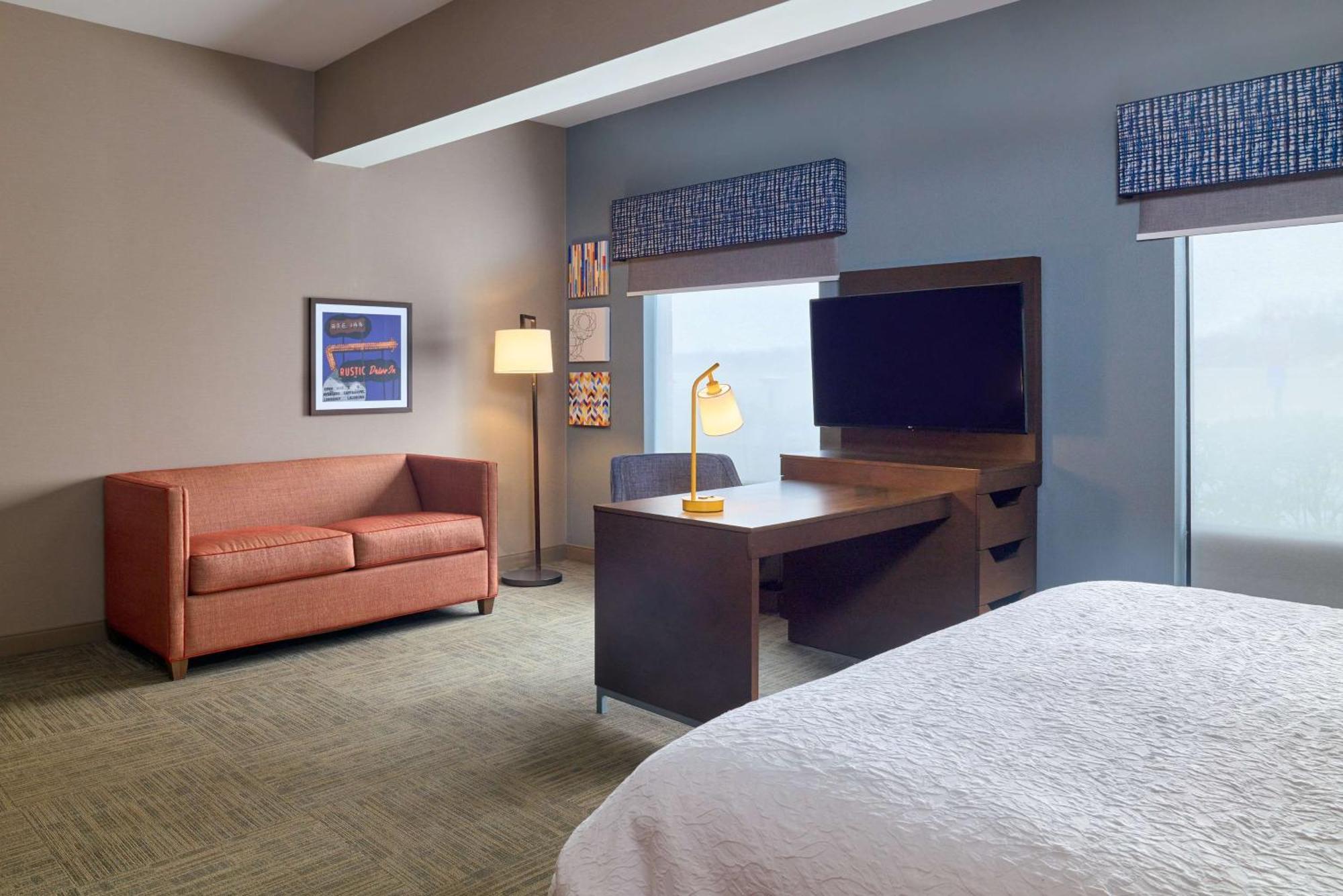 Hampton Inn & Suites Providence / Смитфийлд Екстериор снимка
